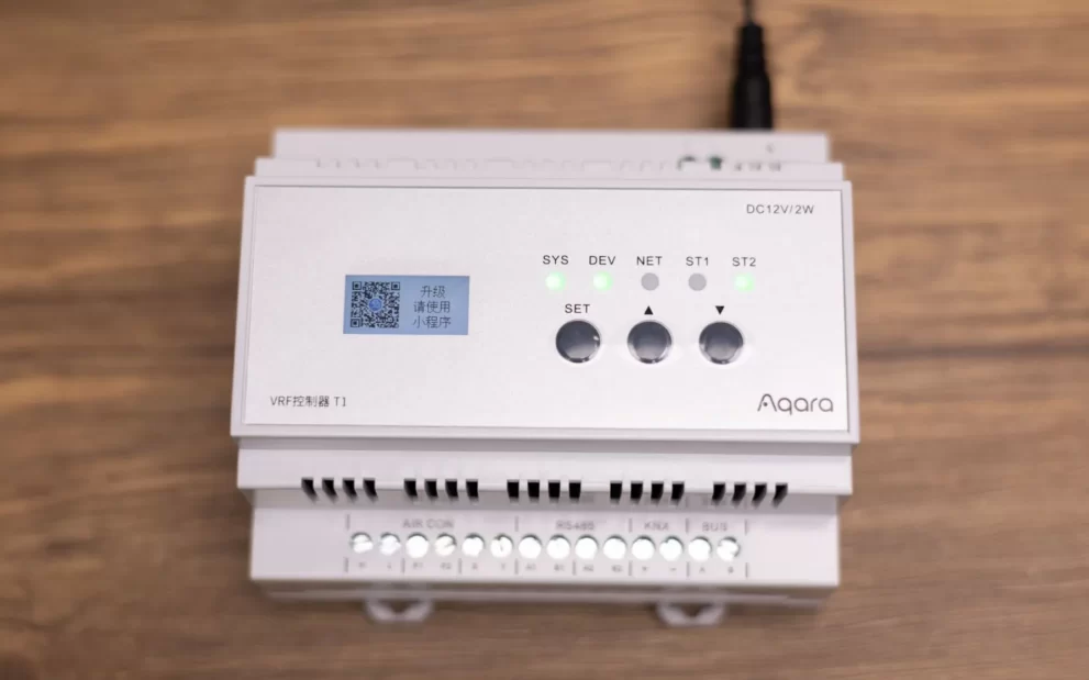 Ảnh thực tế điều khiển điều hòa trung tâm Aqara VRF T1